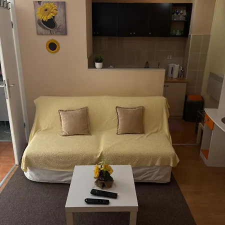 Tancabel Apartman *