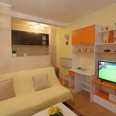 Tancabel Apartman *